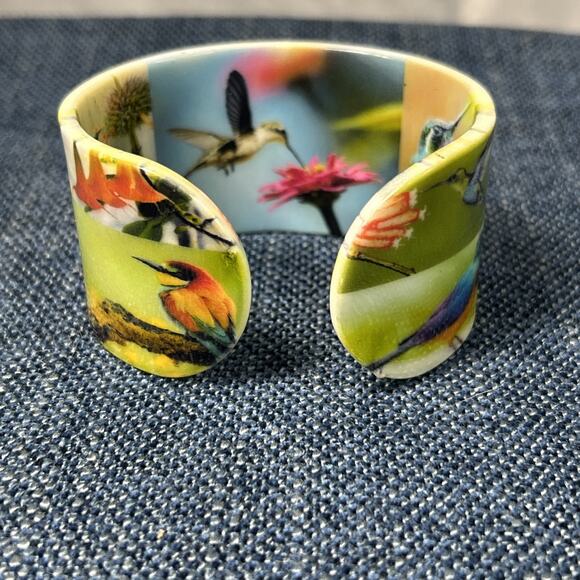 Hummingbird Cuff Bracelet Multi colored Bird Bangle Acrylic Fashion Statement - Picture 4 of 8